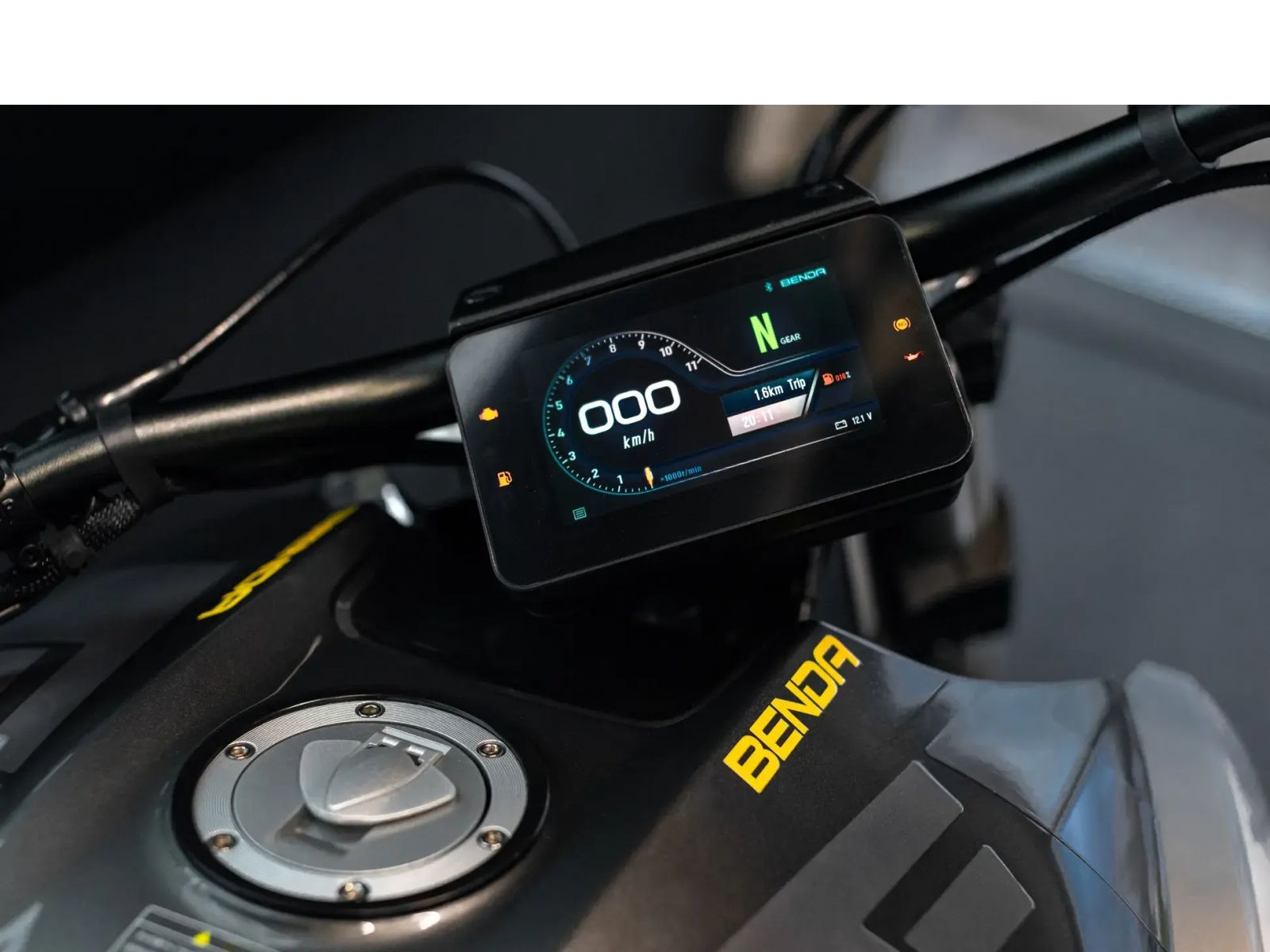 Круизер BENDA LFC 700 (BLACK) 2026